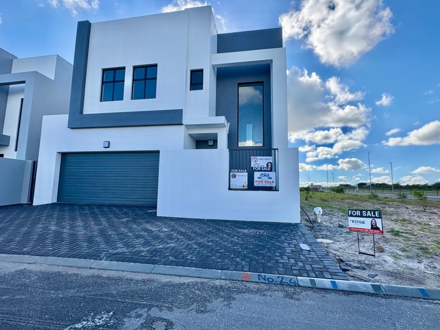 4 Bedroom Property for Sale in Sandown Western Cape